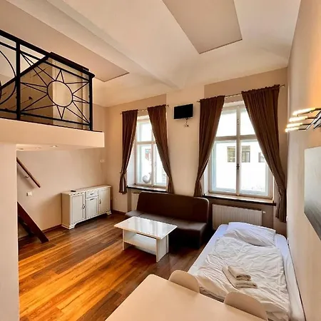 Casa Italia Aparthotel 3*