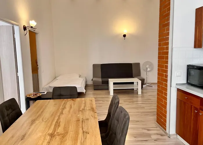 Casa Italia شقة فندقية 3*
