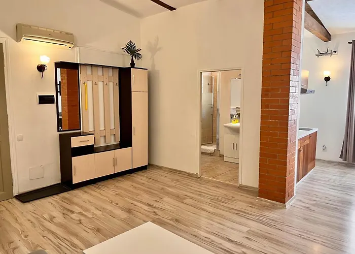 Casa Italia شقة فندقية 3*