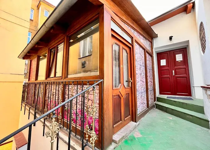 Casa Italia Aparthotel 3*